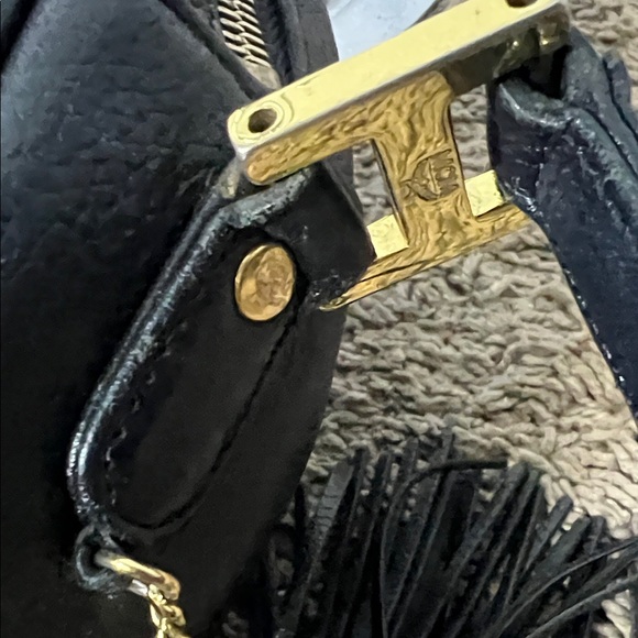 3352 MCM Black and Gold Round Crossbody Bag - Picture 2 of 8